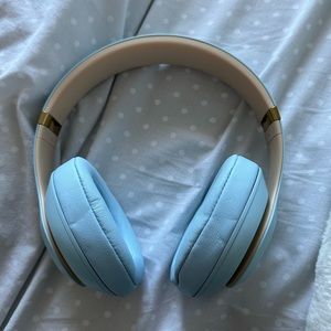 Beats Studio 3 headphones
